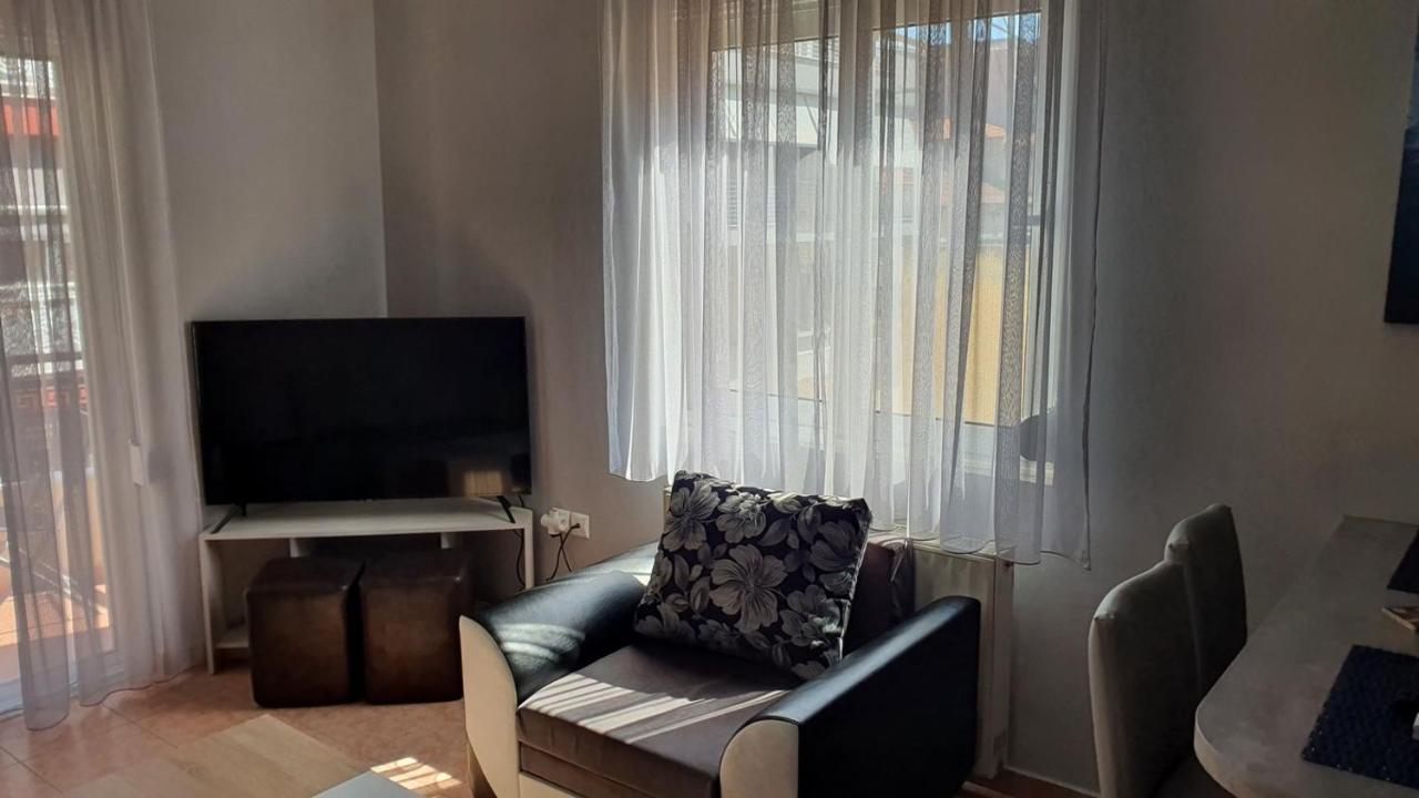 Theos Apartment Alexandroupoli Exterior foto